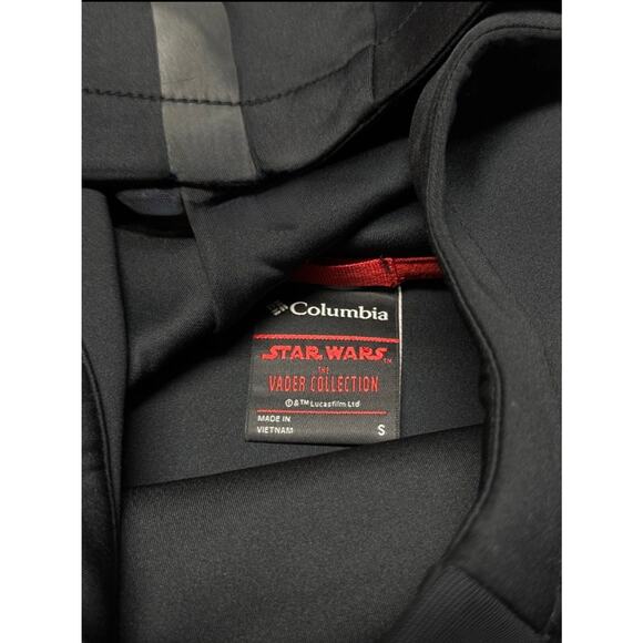 NEW Star Wars x Columbia Darth Vader Pullover Hoodie Adult Small Lightsaber - Picture 4 of 10